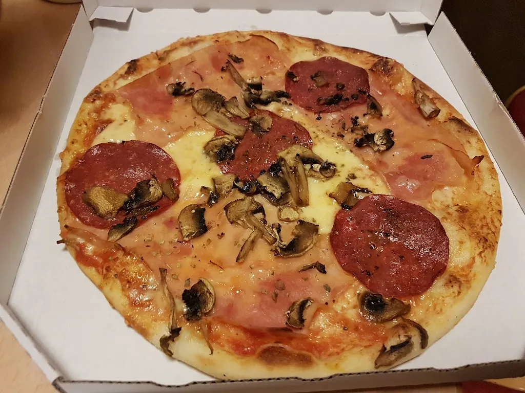 Menu_Restaurant Pizzeria Flucken_Maierhöfen_immagine_9