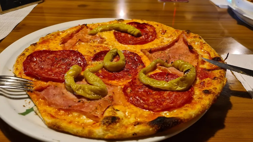 Restaurant Pizzeria Flucken_Maierhöfen_slider_image_2