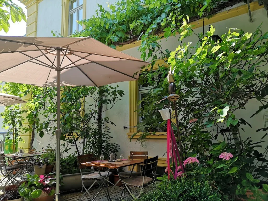 Zur Sonne restaurant in Main