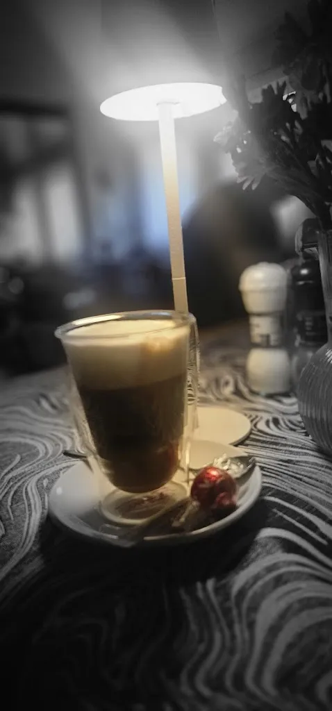 Den DEN_TSV Gaststätte JURA (Gmiatlich und Guad)_Mainburg_review