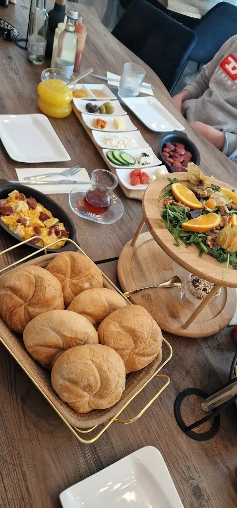 Menu_Ikra'm Restaurant_Mainburg_image_4