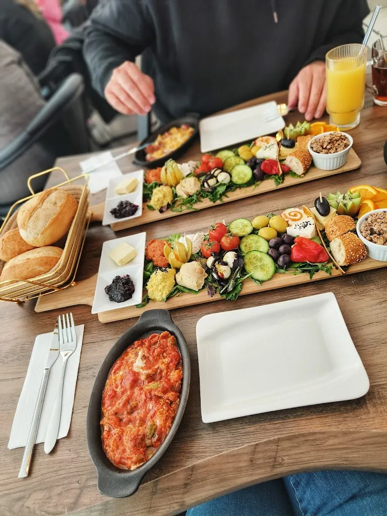 Anni N._Ikra'm Restaurant_Mainburg_Bewertung