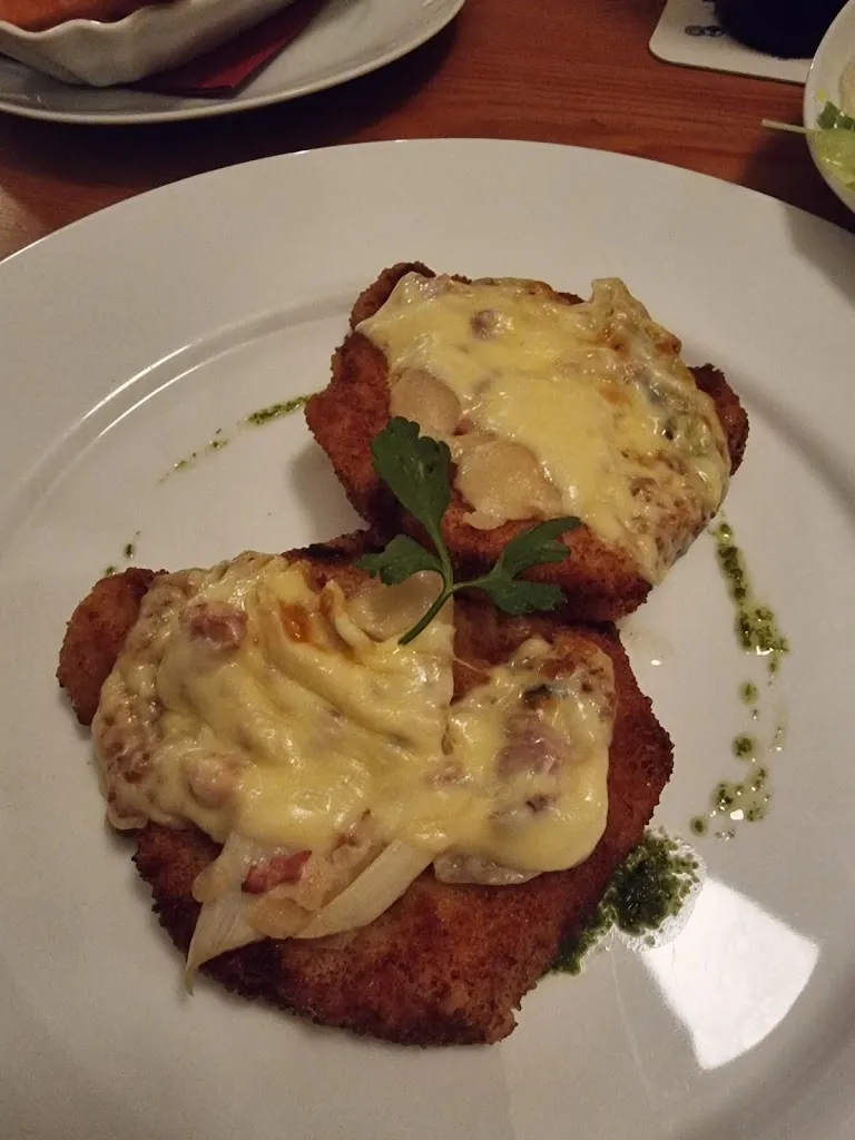 Will Latham_Fränkischer Hof Marktbreit_Marktbreit_avis