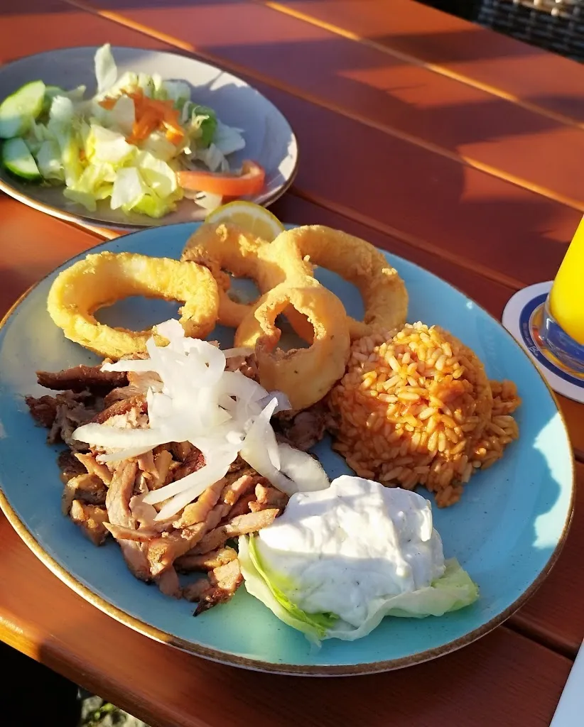 Monika “RedHarmony” D._Taverne Marios_Metten_review