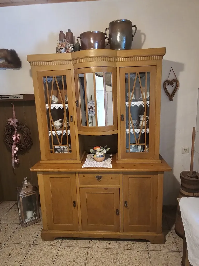 Justyna Rokita_Riabeth Schlegel Gaststätte Schwarzholzwinkel_Münchberg_recensione