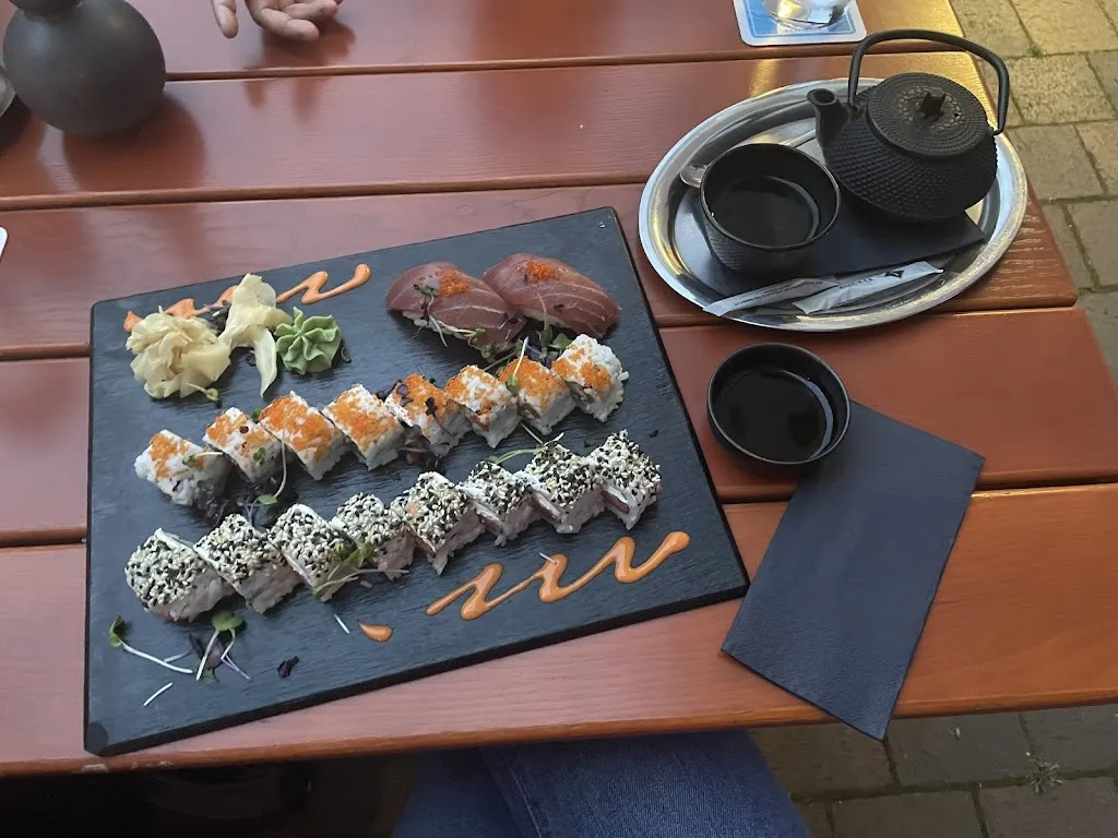 Lili Galytska_HQ - Grill | Wok | Sushi Landshut_Landshut_review
