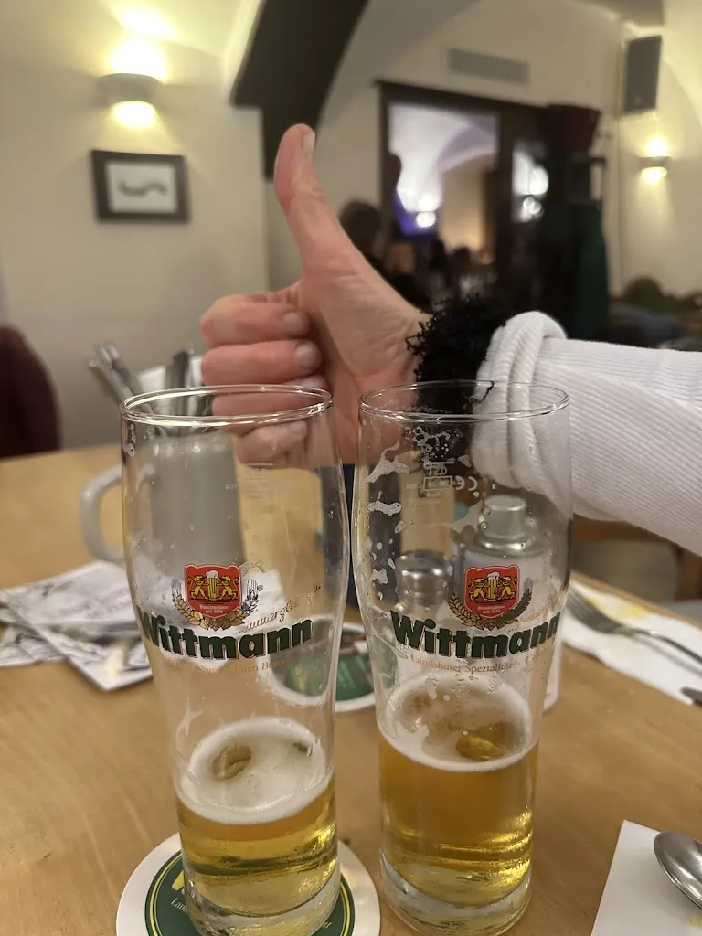 Hans J. Schmid_Gasthaus Zum Rieblwirt_Landshut_review