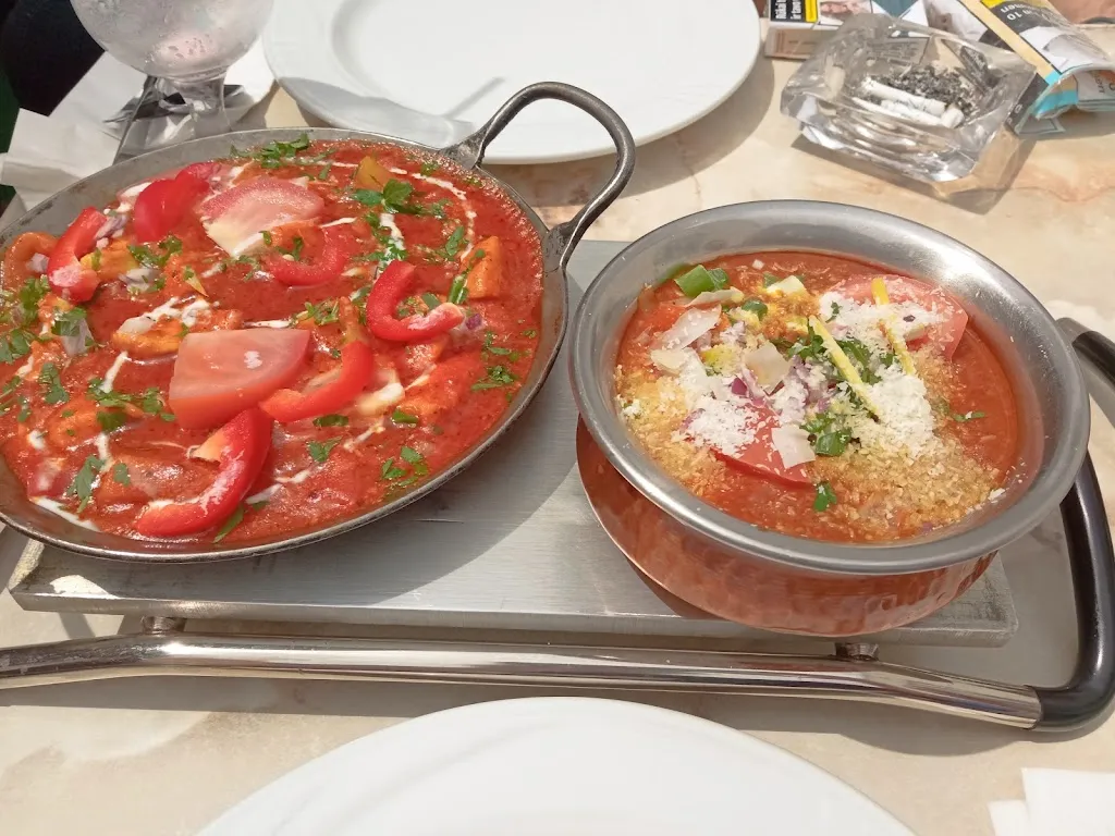 Igor Dugalic_Mera Desh_Landshut_review