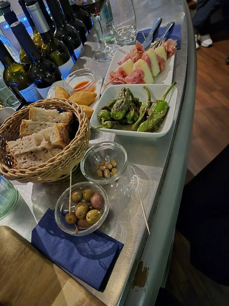 S. Kolbeck_Portucalis, Wein Bar_Landshut_review