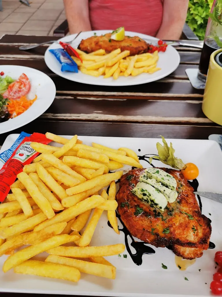 Gwen V_Abbas Restaurant und Pilsstube_Herrenalb_review