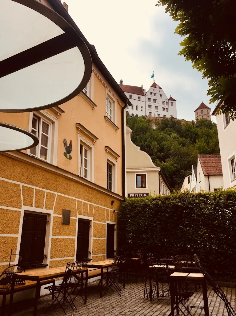 Sarah Blau_Schwarzer Hahn_Landshut_recensione