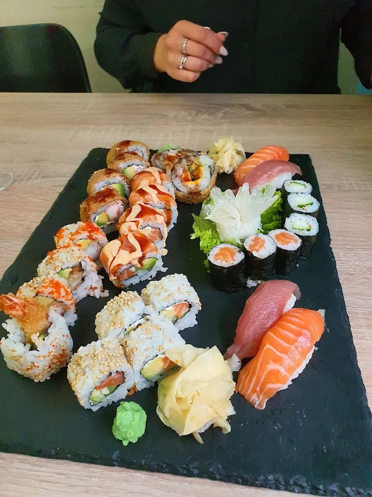 Menu_VU & Friends Asian Fusion_Landshut_image_1