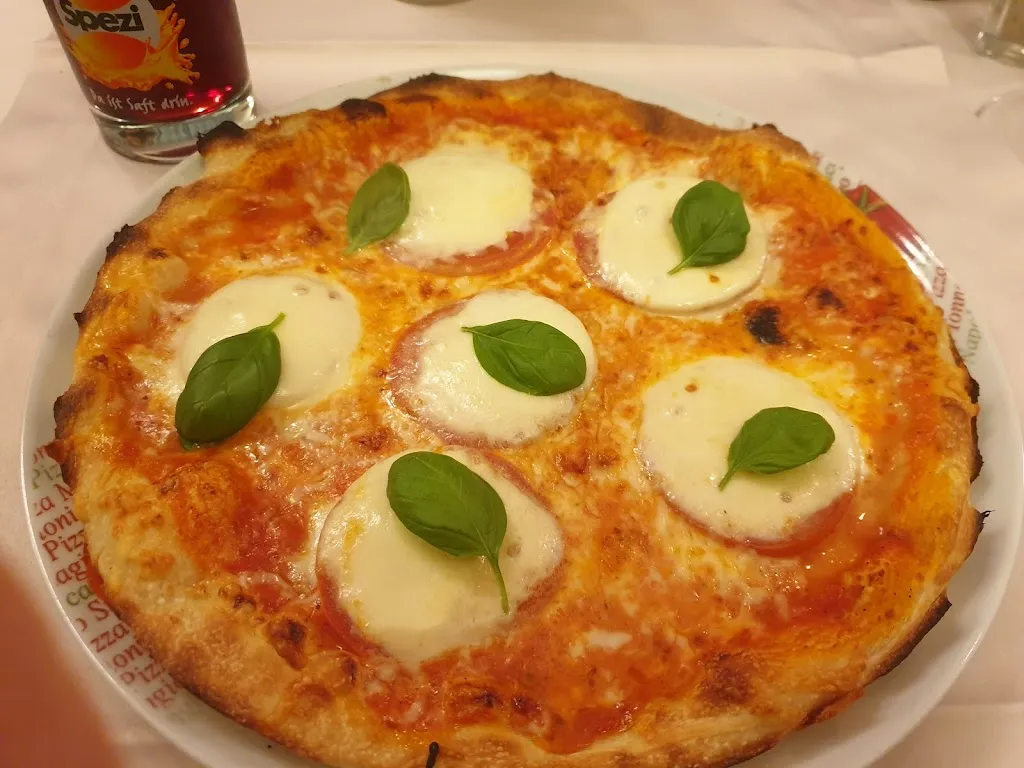 Ristorante-Pizzeria Puccini u. Pension in der Weinstube Heigl restaurant in Landshut