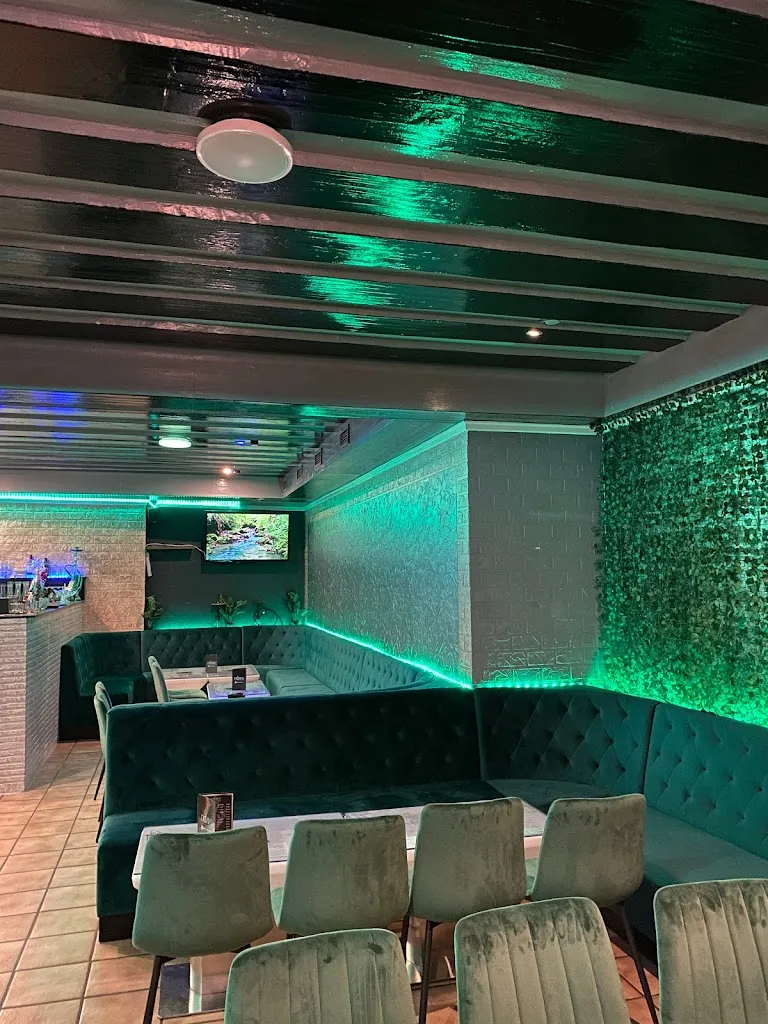 Dejavu Lounge_Landshut_slider_image_1