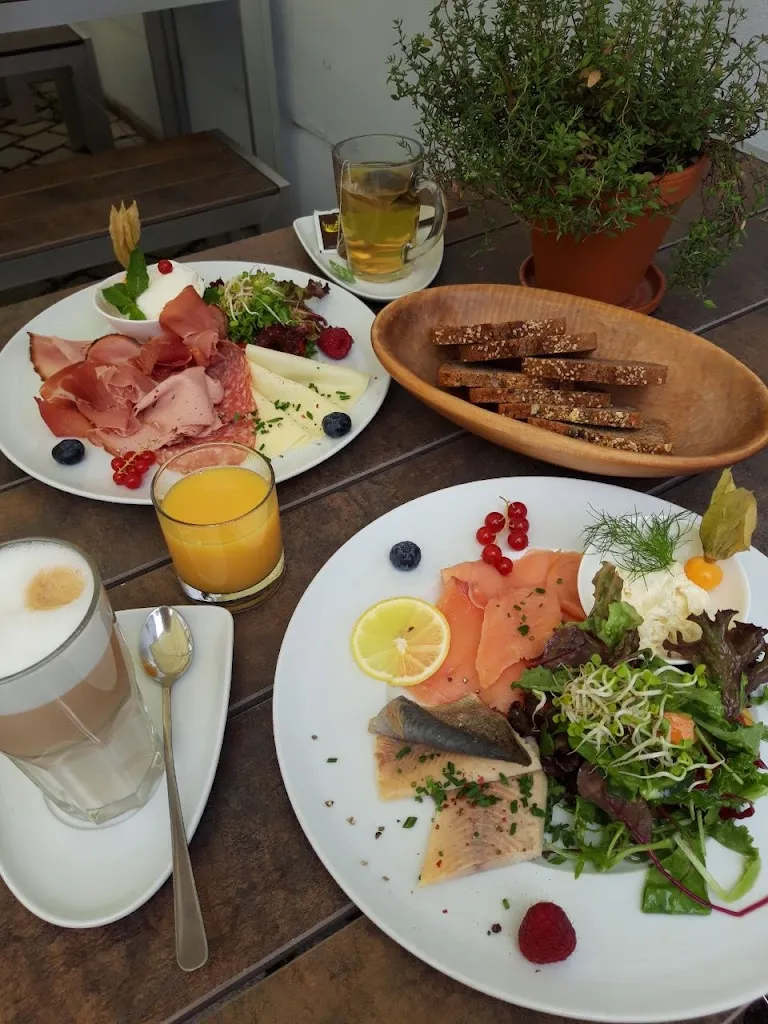 Alla Ishchuk_Lebenshilfe Landshut e.V. - Café am Dom_Landshut_review