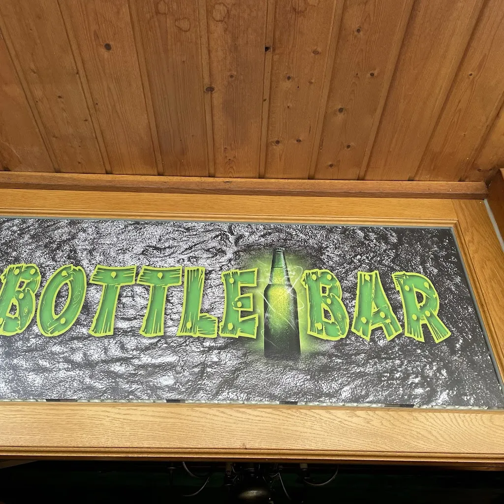 Lucky Train Bottle-Bar_Neuenmarkt_slider_image_3