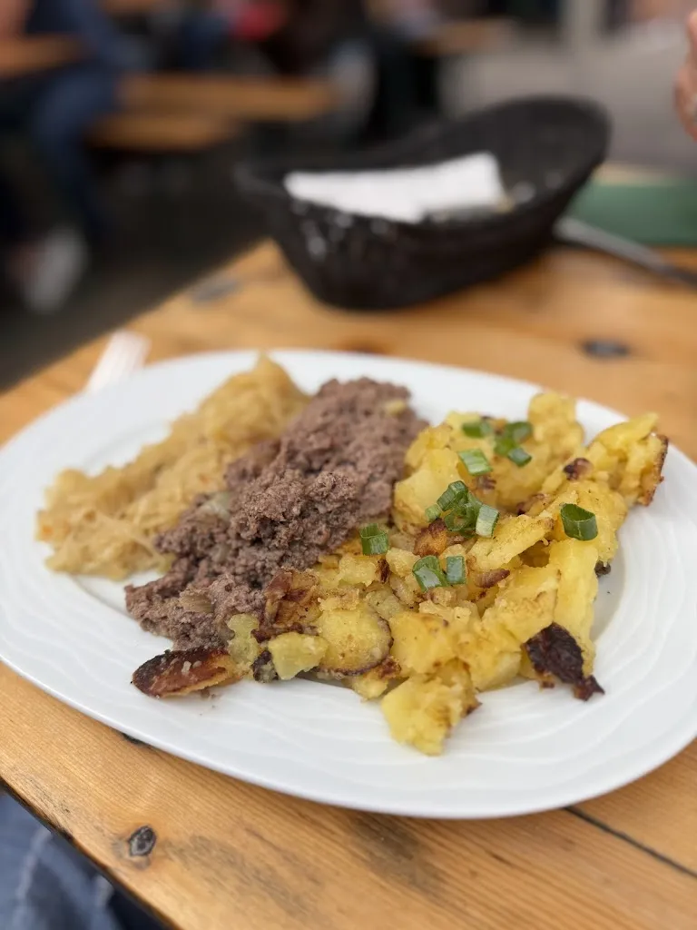 Edgar Braune_Popp'nkeller Brotzeitstube Familie Knörrer_Neudrossenfeld_review