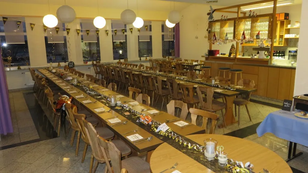 Vereinsgaststätte VfB Neuhütten Fam. Martin u. Petra Schubert restaurant in Wüstenrot