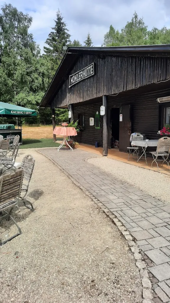 Ivonne Clemens_Köhlerhütte_Neuhütten_recensione