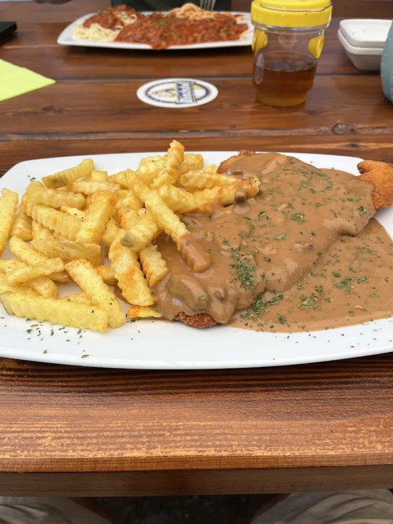 Chris Planek_Eisstockheim Neustadt an der Waldnaab_Waldnaab_review