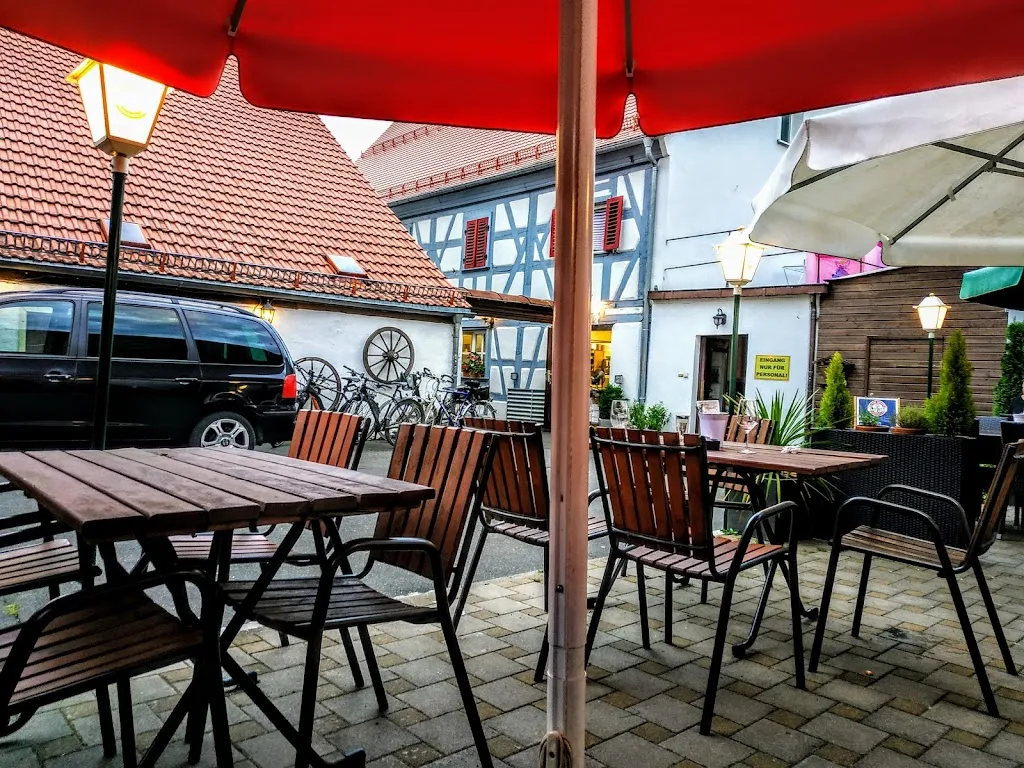 Pizzeria Trattoria da Pasquale restaurant in Brand