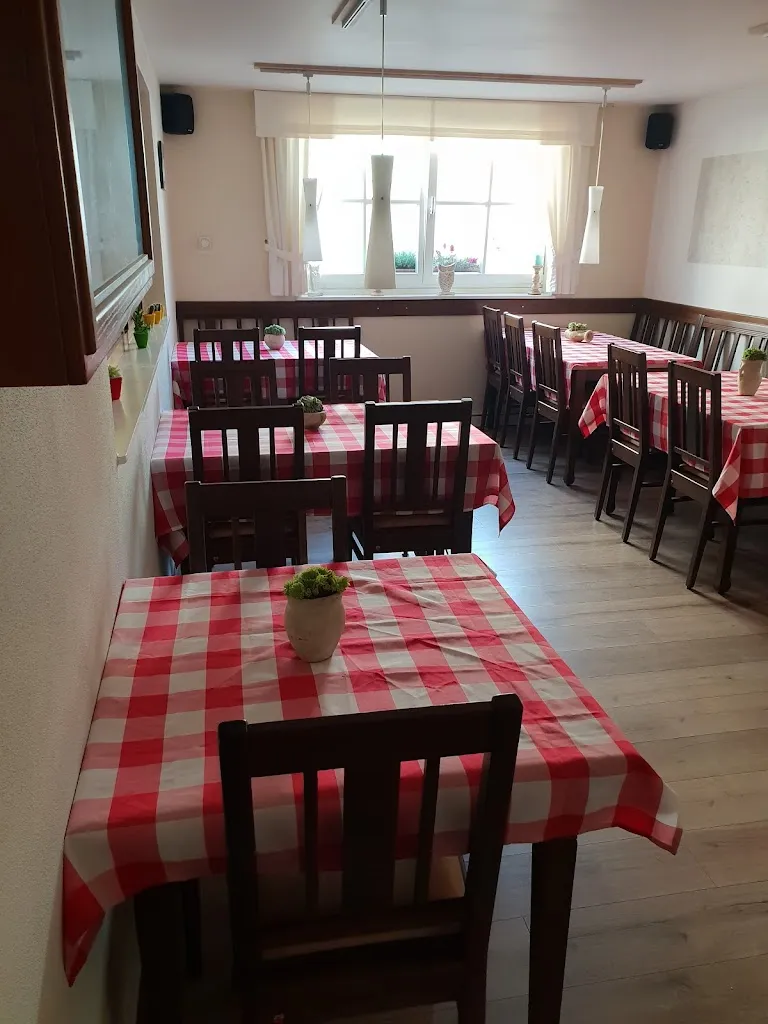 Pizzeria Trattoria da Pasquale_Brand_slider_image_3