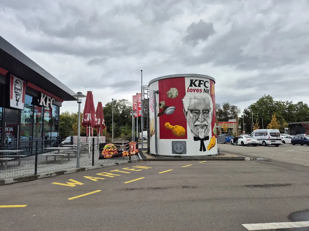Kentucky Fried Chicken_Neunkirchen_slider_image_3