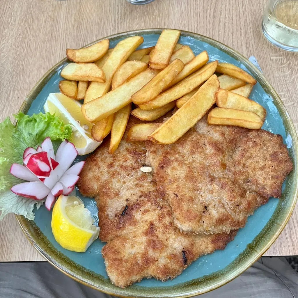 Jan Grolier_Café am Schloss / Saarbrücken_Saarbrücken_review