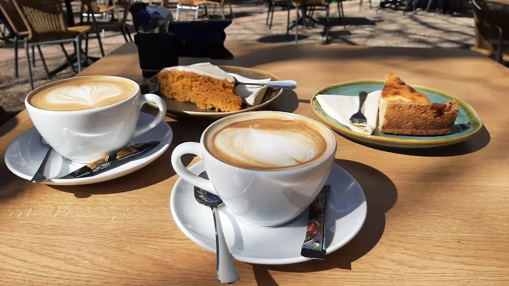 Café am Schloss / Saarbrücken_Saarbrücken_slider_image_3