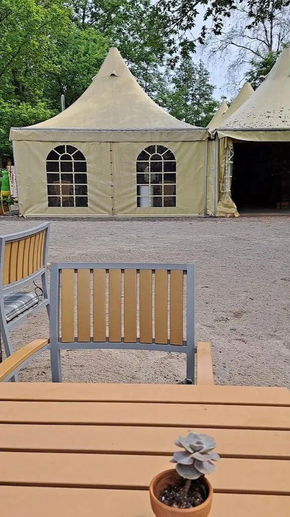 Schwarzrinderseen Weindorf Weinstrand_Weiskirchen_slider_image_2