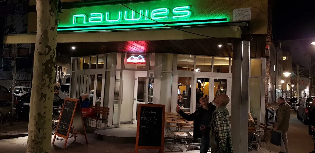 Nauwies - Café Bistro restaurant in Saarbrücken