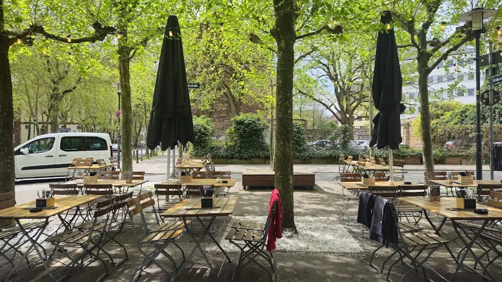 Nauwies - Café Bistro_Saarbrücken_slider_image_3