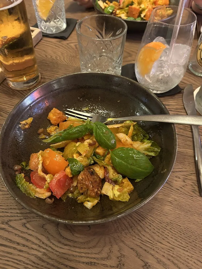 Dave Burdette_Schuhbauers am Dom_Freising_review