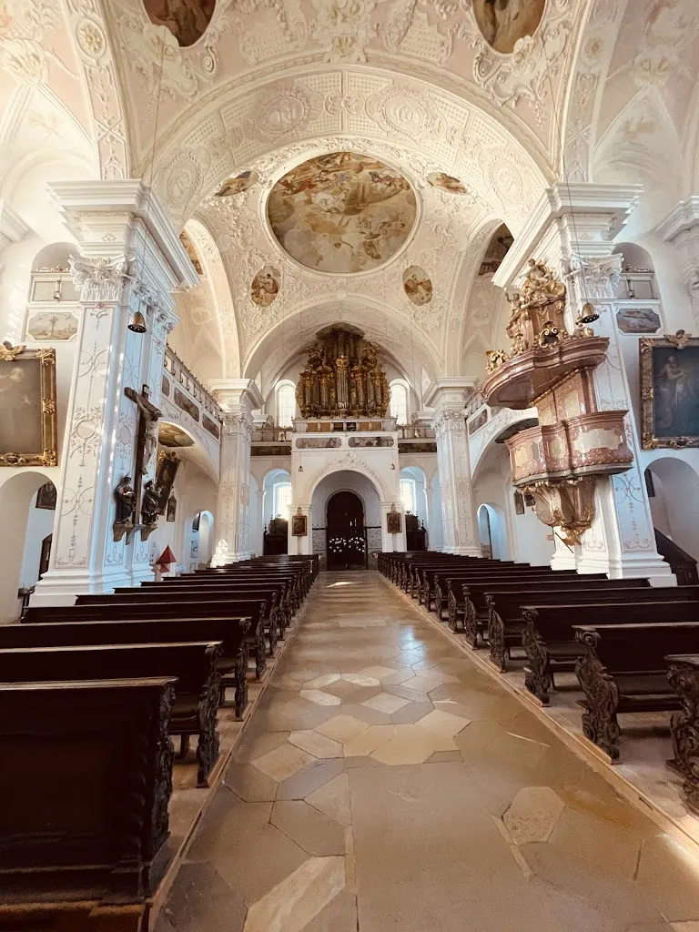 Colin Gaskell_Klosterwirtschaft_Pielenhofen_review