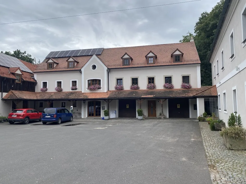 Mary Kay Sato_Landhotel Kahrmühle - Radomira & Josef Eichermüller_Pressath_review