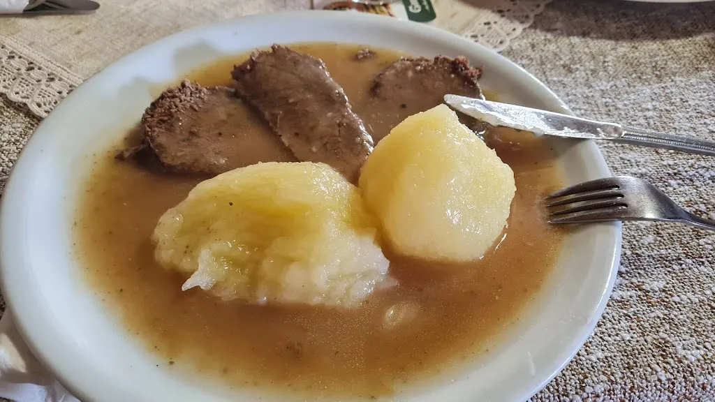 Viola Buedo_Gasthaus Müller, Inh Christian Nickel_Pressig_review