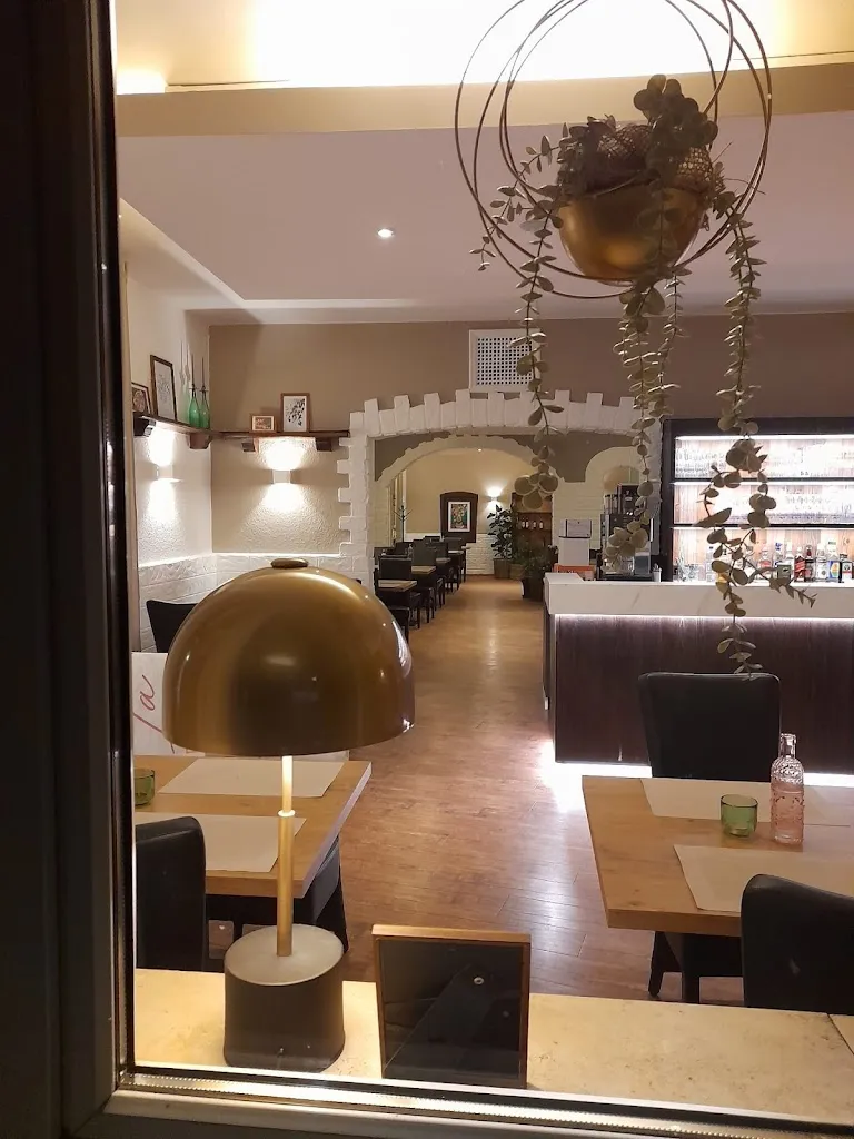 La Priy Ristorante Mediterraneo_Pressig_slider_image_3