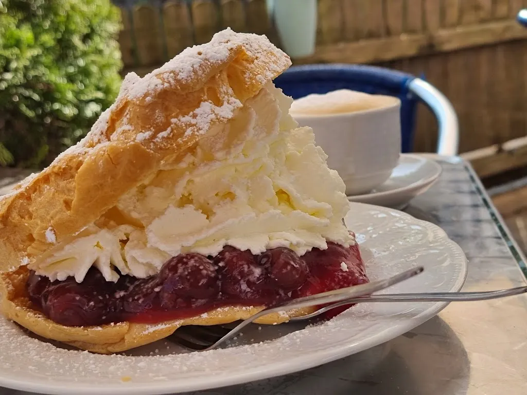 Cafe Holweg Georg_Pretzfeld_slider_image_3