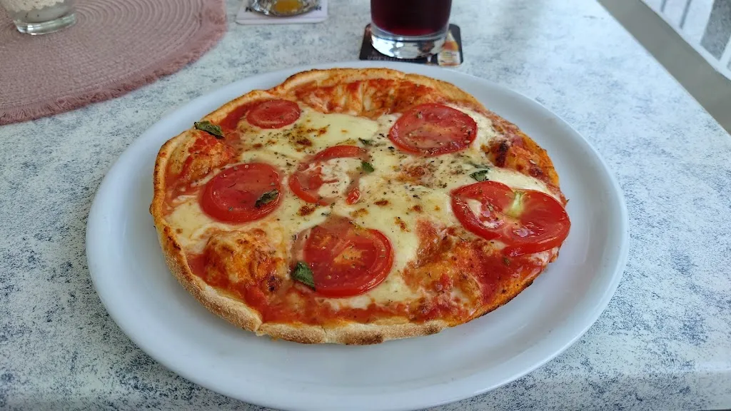 Michael Lortz_Gaststätte Zum Fahnenstein_Pottenstein_recensione