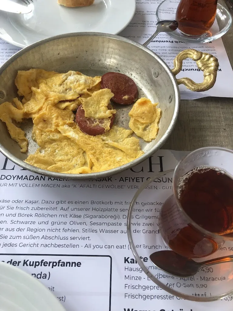 Matin_K´AFALTI_Puchheim_review