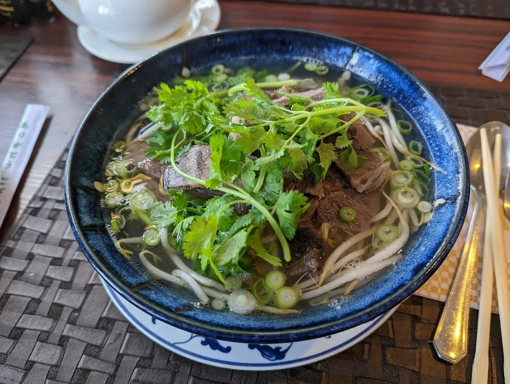 Sabrina Szeto_Hanoi Restaurant_Chiemsee_review