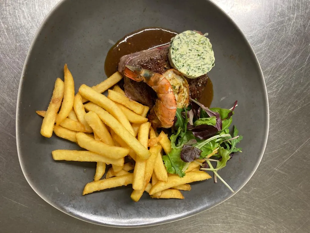 Gasthof Hinterwirt mit Biergarten_Übersee_slider_image_3