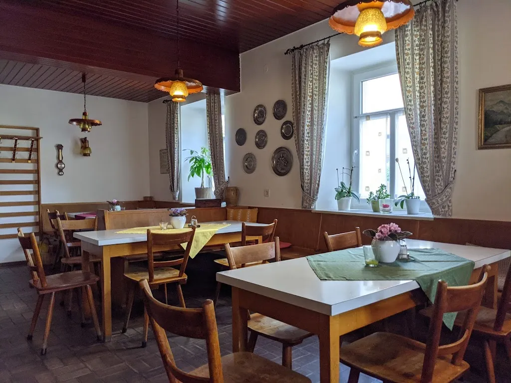 Brauerei und Gastwirtschaft Schrüfer restaurant in Priesendorf