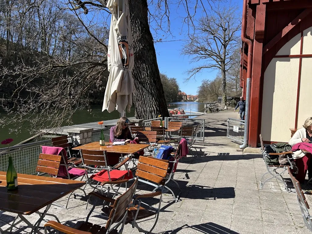 Darren Flynn_Bootshaus Restaurant im Hain_Bamberg_avis