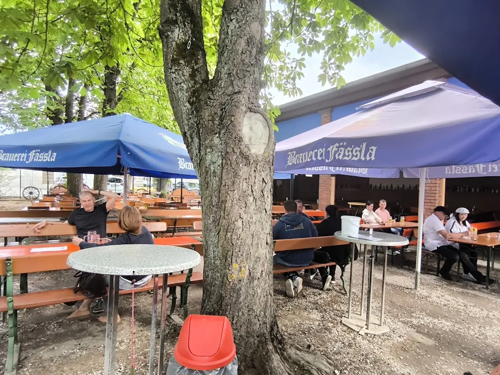 Fässla Keller Biergarten Bamberg_Bamberg_slider_image_1
