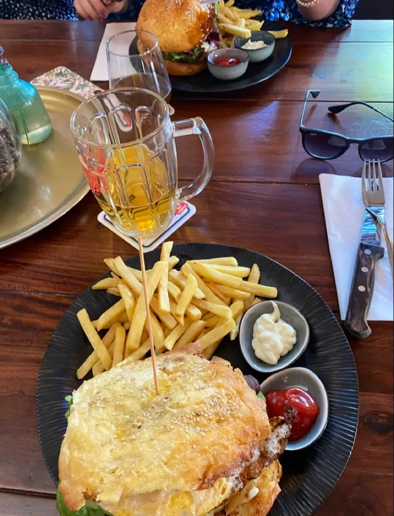 Laurenz B_Karma7_Pyrbaum_avis