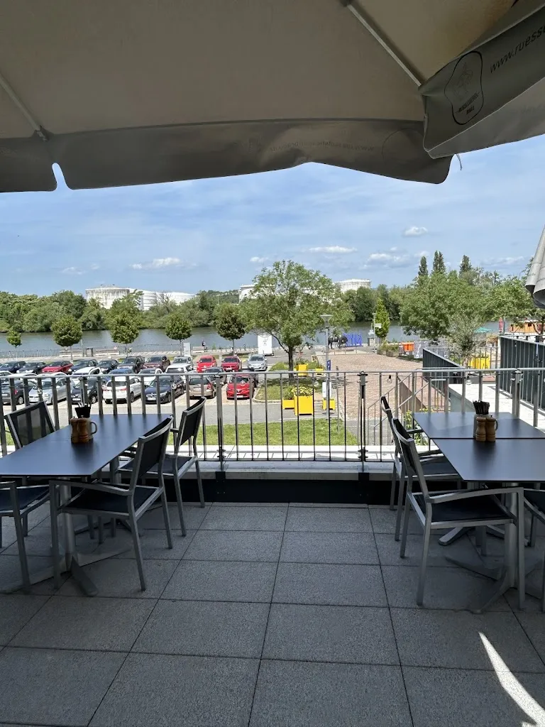 Rüsselsheimer Bräu_Main_slider_image_1