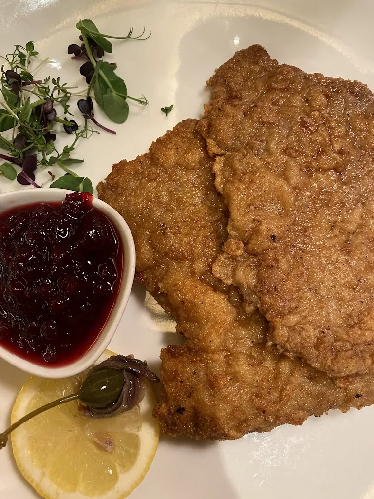 Mariel Ortega_Weinstuben Juliusspital_Würzburg_review