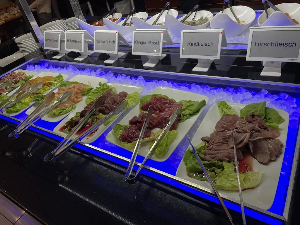 Jingjing Shi_Asia Palast_Würzburg_review