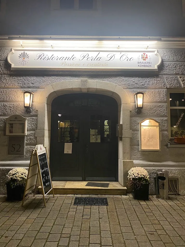 Restaurant Filoxenia_Rain_slider_image_1